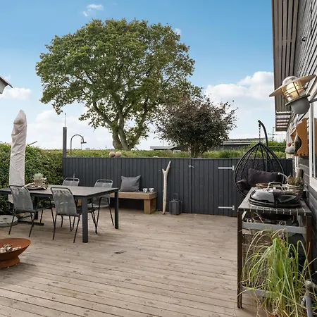 2 Bedroom Cozy In Juelsminde * Sonderby (Midtjylland)